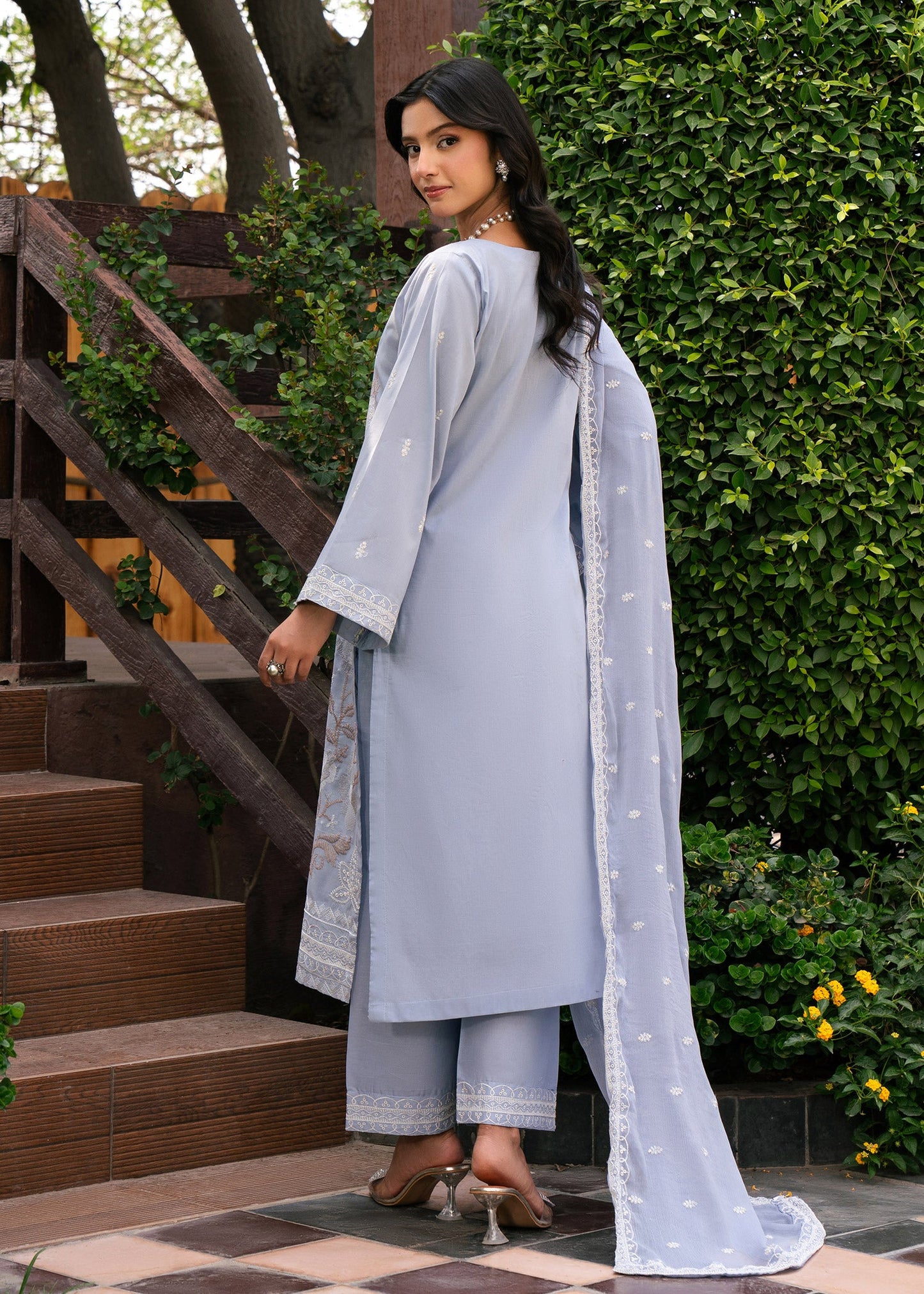Neelab