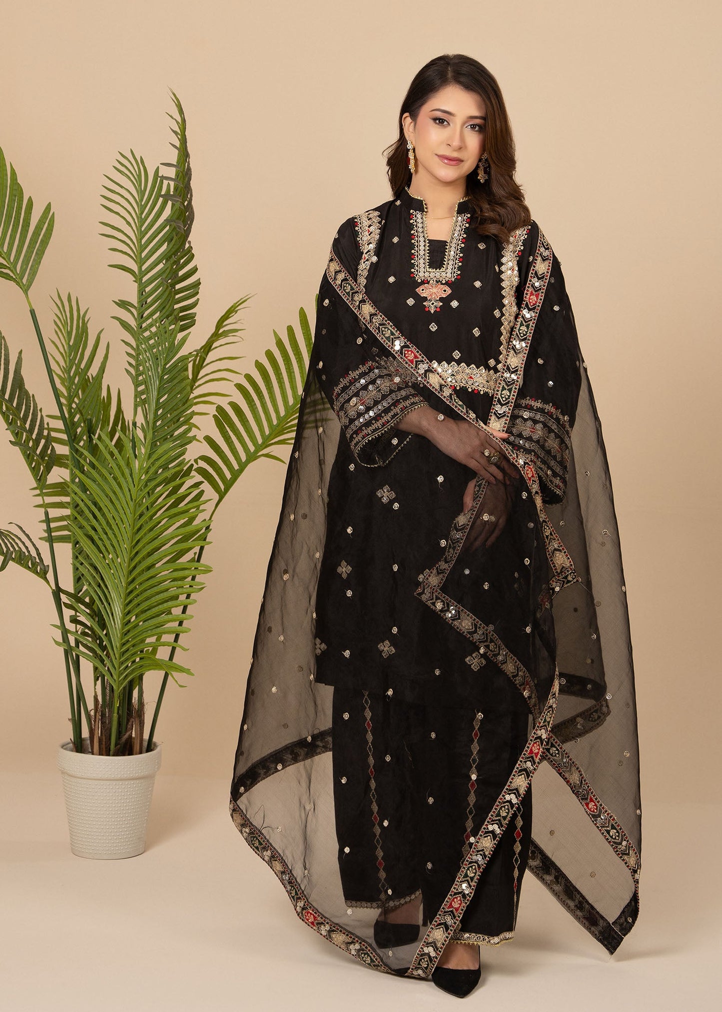 Sifana Black