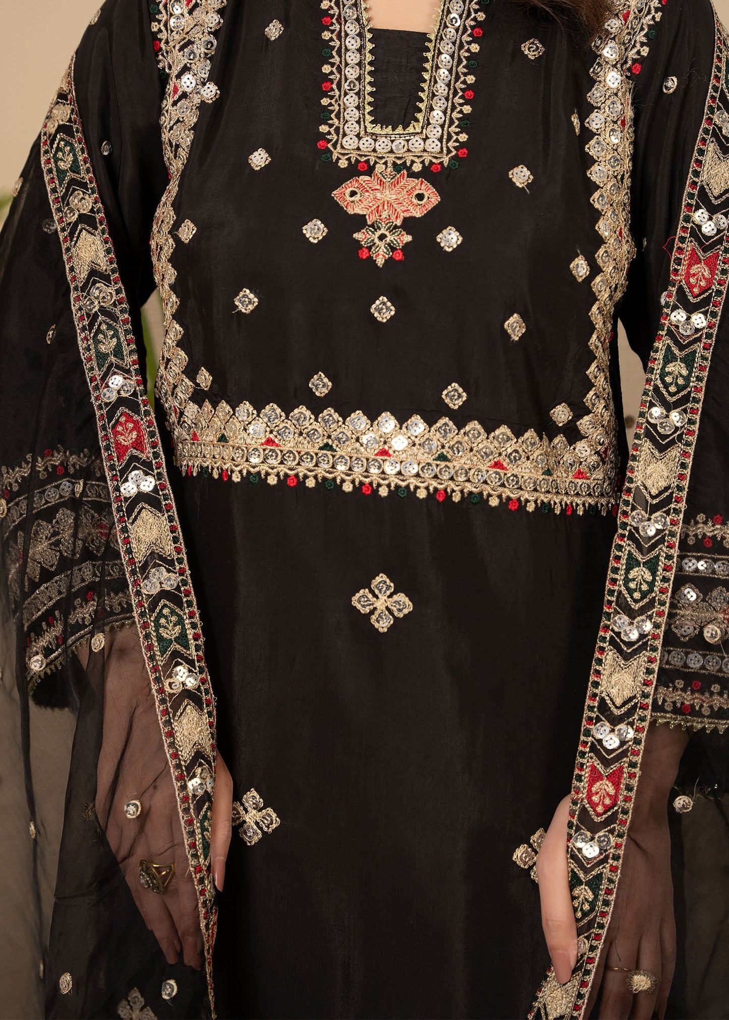 Sifana Black