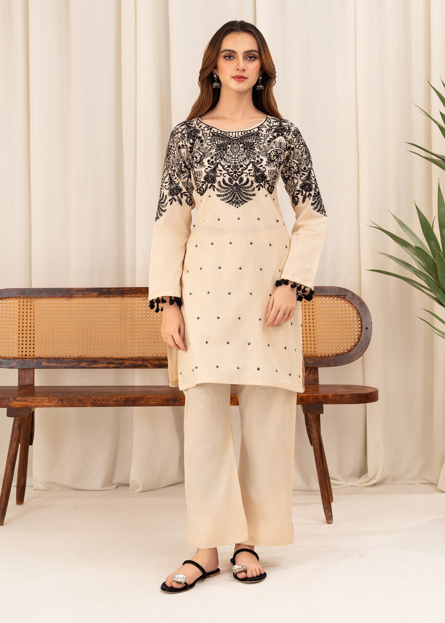 Noor003